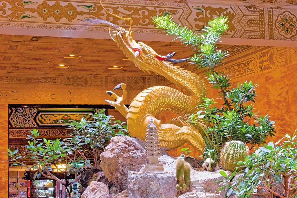 Khách sạn The Grand Đài Bắc