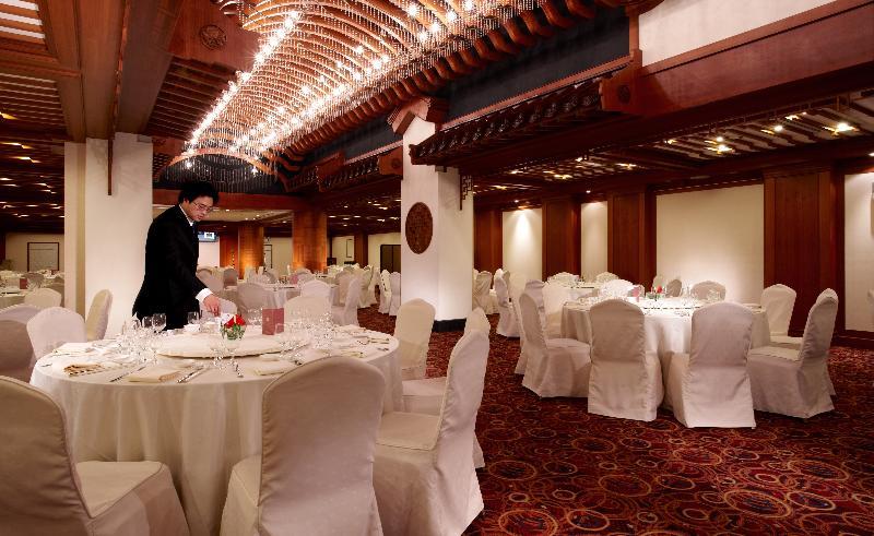The Grand Khách sạn